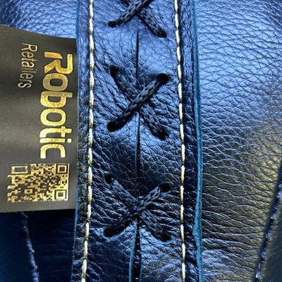 Набивная груша Junior (черная) с усиленной оксидированной шпилькой