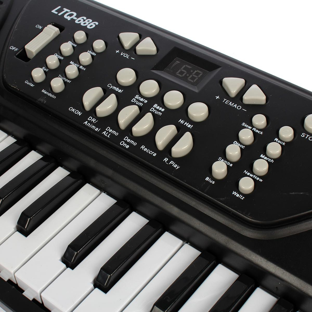 Синтезатор на бат. с микрофоном, коробка LTQ-686