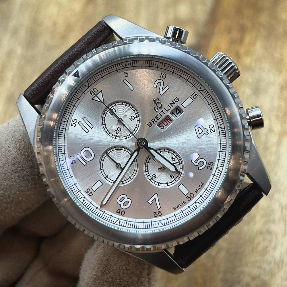 Часы Breitling