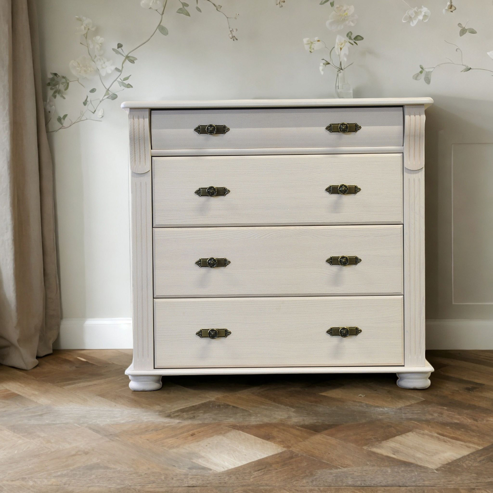 Комод Сюзанна 91х42х85 см, из массива сосны с 4-мя ящиками