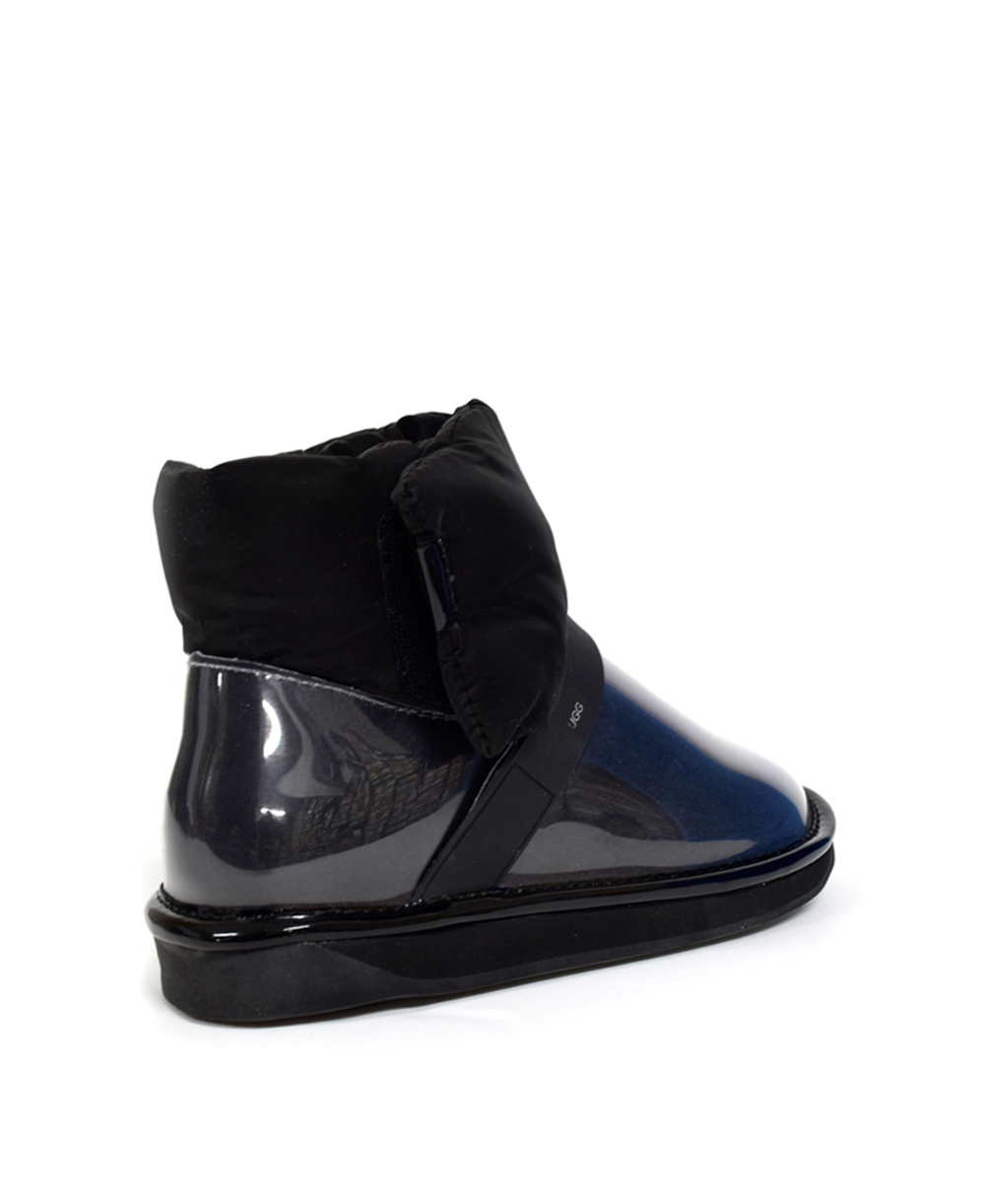 CLEAR QUILTY black