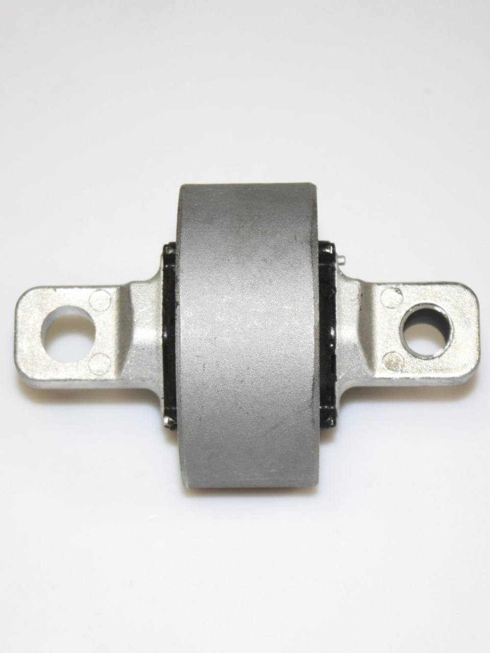 Сайлентблок заднего продол. рычага правый 552752W000 Hyundai