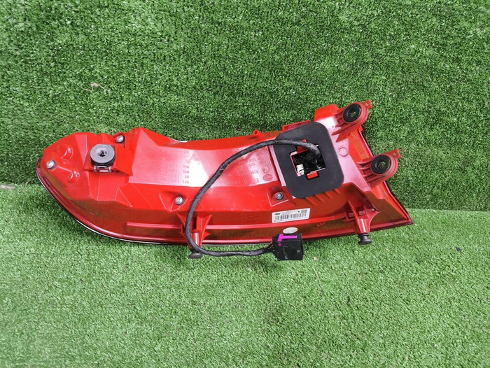 Фонарь правый внешний Porsche Macan (2014-2018)