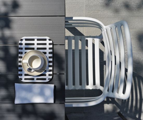 Кресло пластиковое Doga Белое