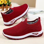 CHENGSHILUOTUO Elderly Insulated Shoes Women"s