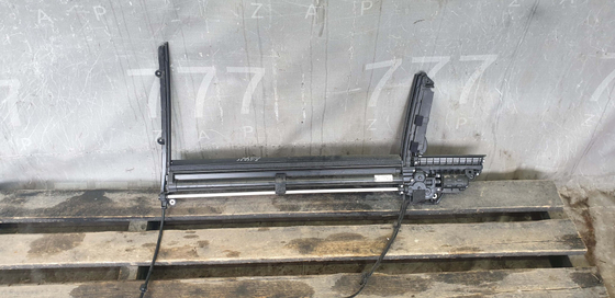 Шторка двери правая задняя Mercedes S-Class (W222)  Б/У Оригинал A2228105200