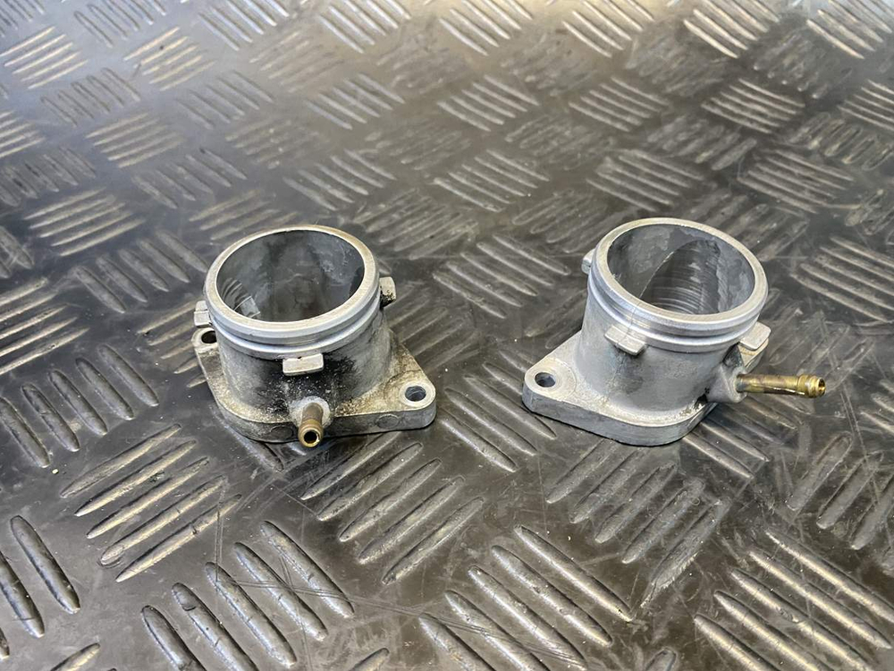 Патрубки впускные Yamaha TDM850 RN03J 053986