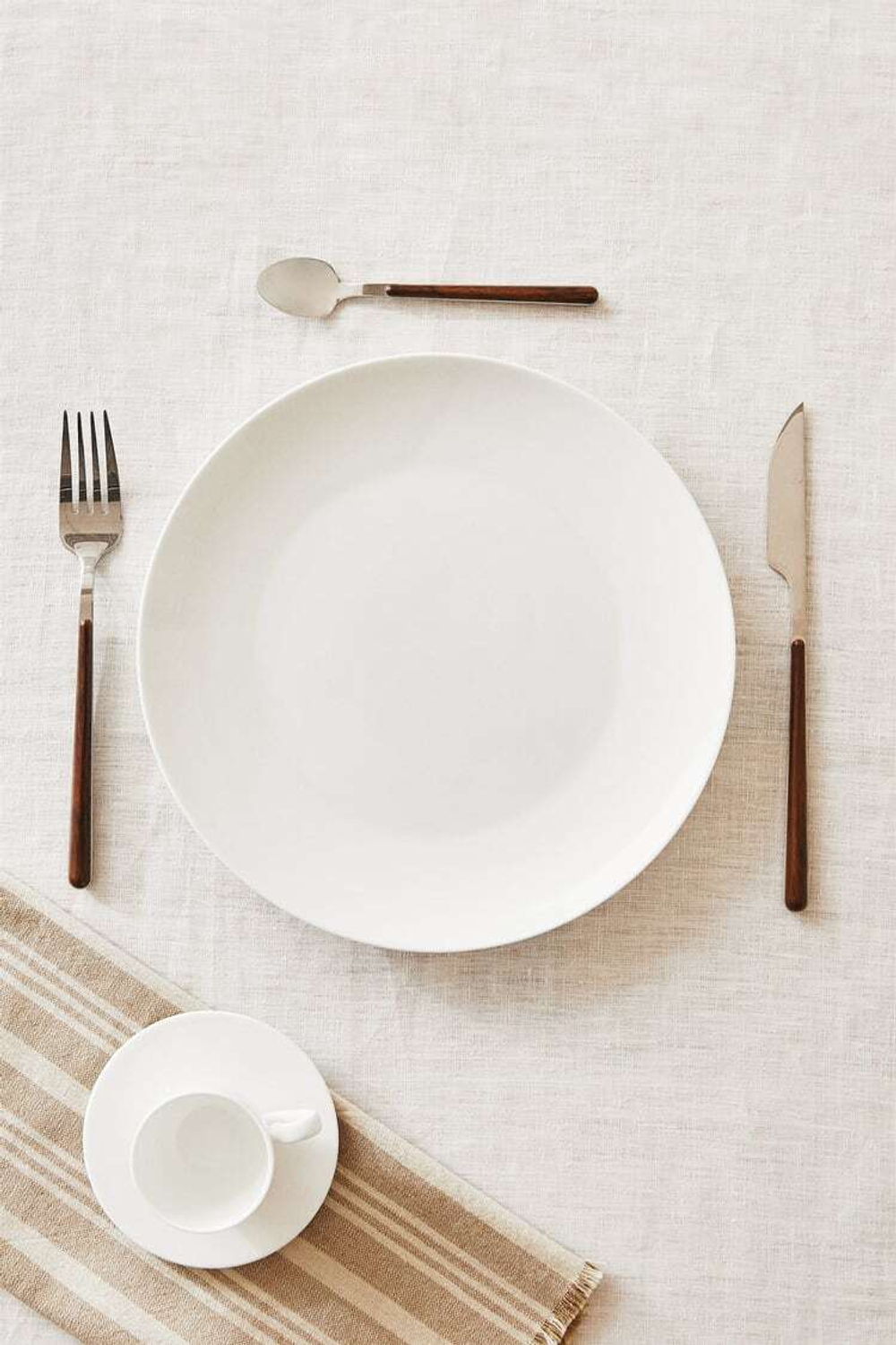 ZARA HOME ТОНКАЯ ФАРФОРОВАЯ ПЛОСКАЯ ТАРЕЛКА, БЕЛЫЙ