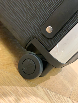 Louis Vuitton Horizon 55