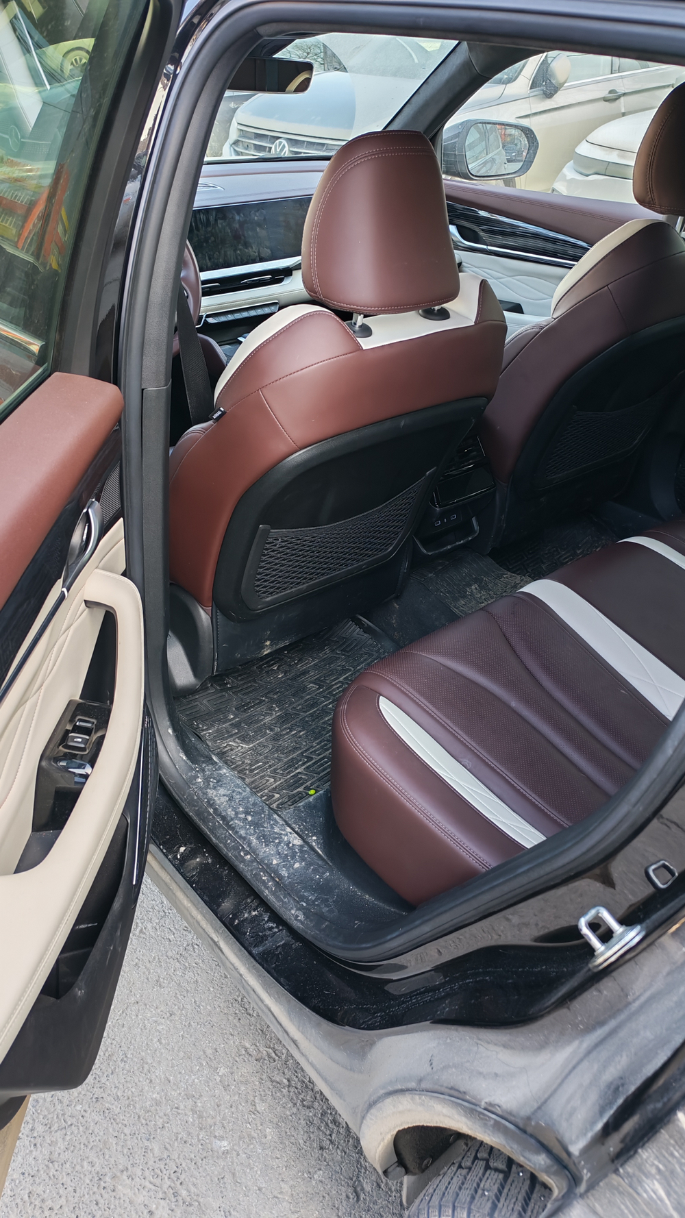 Geely Monjaro 2.0 AT Flagship
