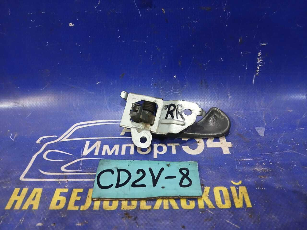 Ручка двери задней правой салонная MITSUBISHI LIBERO 2001