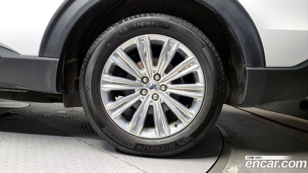 Ford Explorer 6 Generation 2.3 Limited 4WD (04.2020)