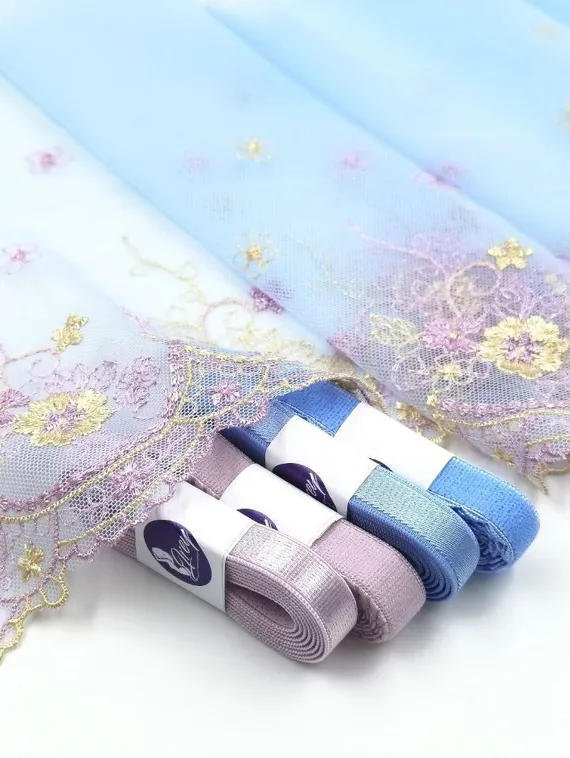 05-84 Вышивка на неэл. сетке 20 см, голубой/лиловый/желтый