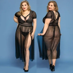 Прозрачное платье с вырезами plus size