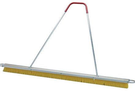 Швабра для уборки корта с искусственной травой