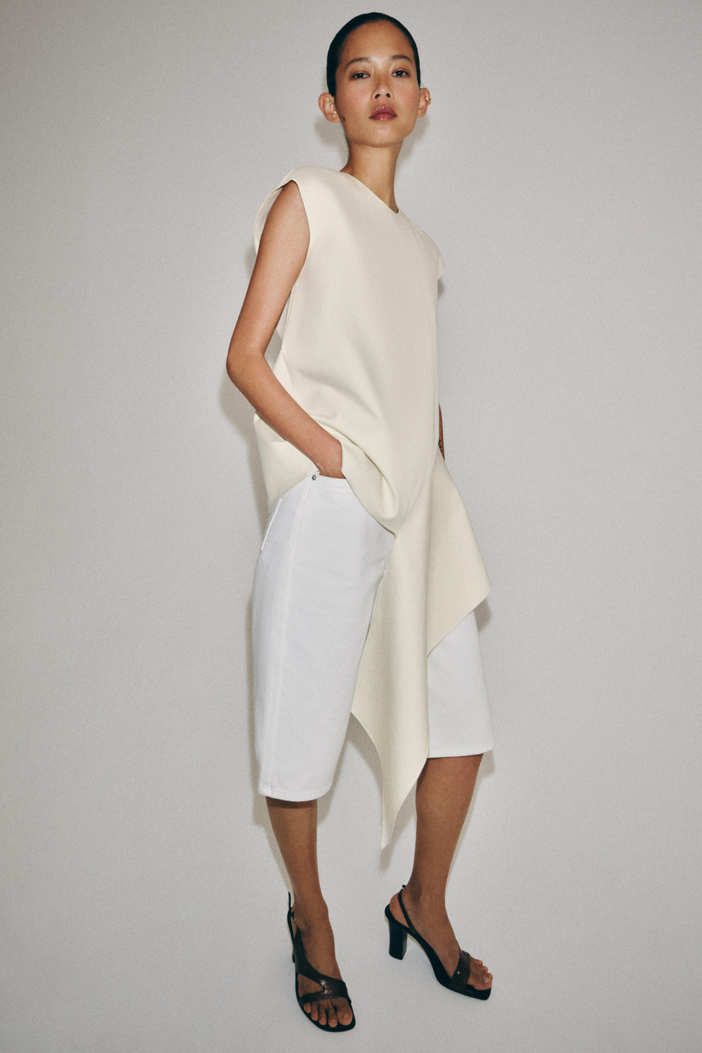 ZARA ТОП АСИММЕТРИЧНОГО КРОЯ — ZW COLLECTION, ЭКРЮ