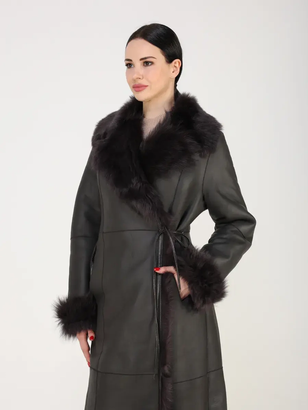 Дубленка зимняя натуральная длинная и теплая