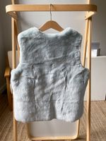 Жилет из меха кролика Yves Salomon, 140