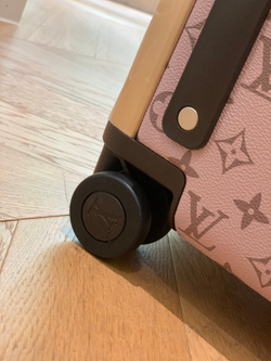 Louis Vuitton Horizon 55