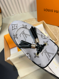 Louis Vuitton Mocassin