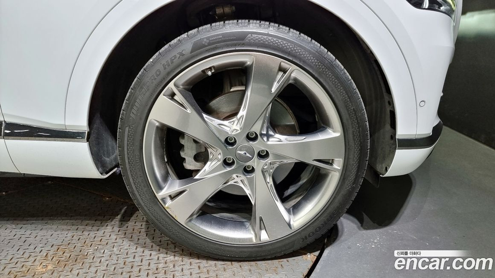 Genesis GV80 2.5T Бензин 2WD (05.2020)