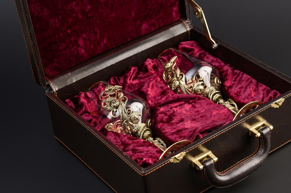 Набор бокалов для вина «Флора» 2 шт. в подарочном футляре