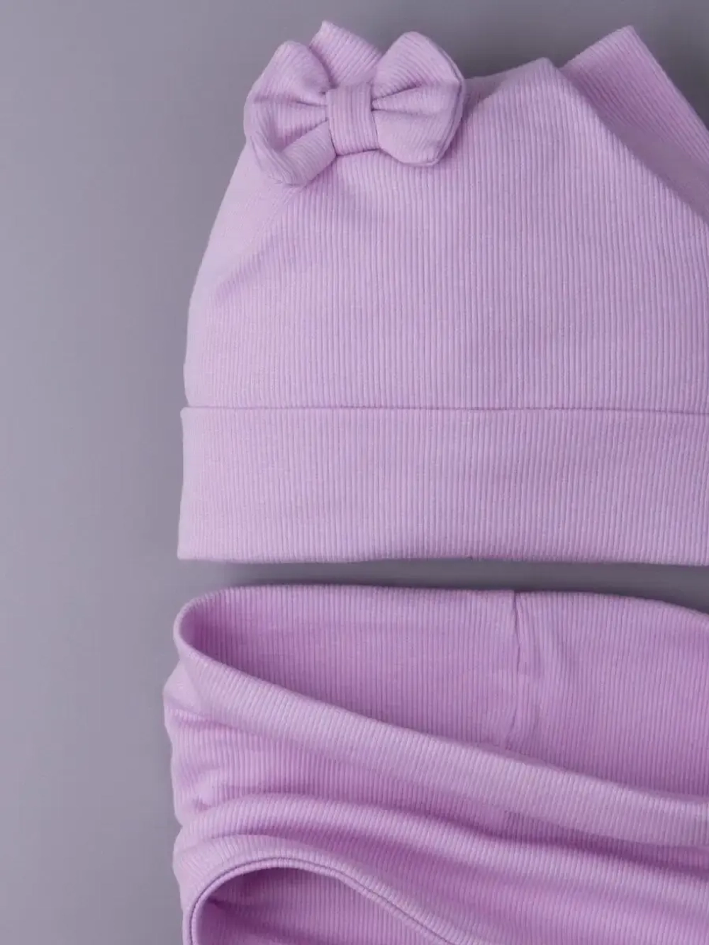 Шапка для девочки с ушками осенняя и снуд