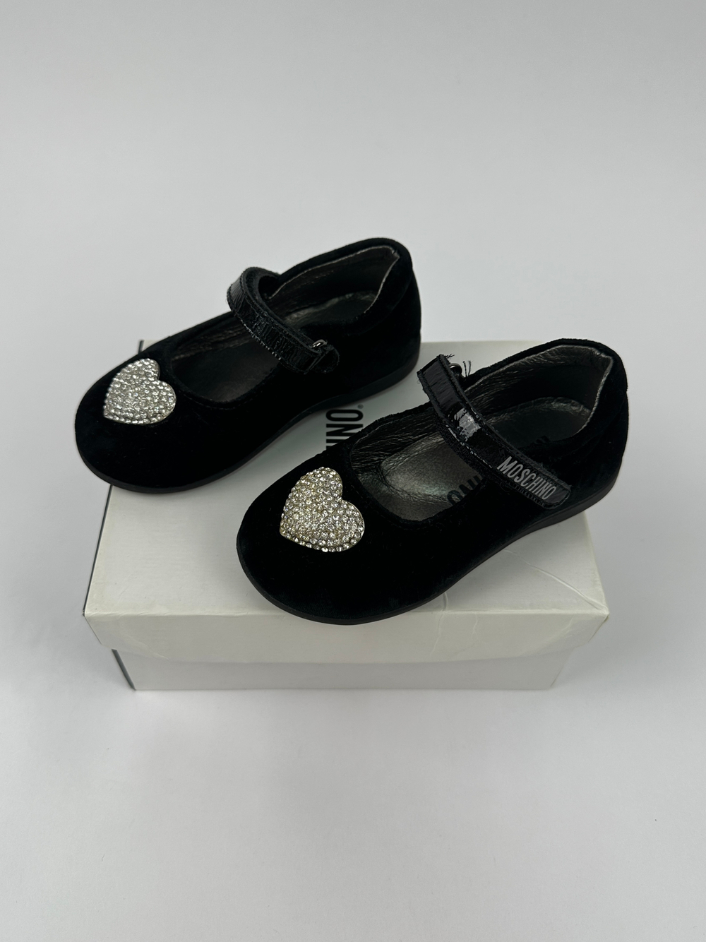 Сандалии Moschino