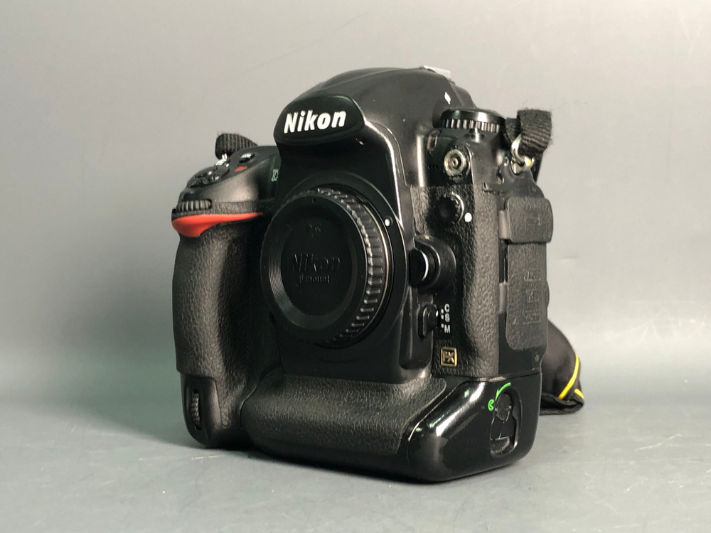Nikon D3s 89.000 кадров