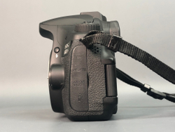 Canon EOS 60D Kit EF-S 18-55mm f/3.5-5.6 IS II
