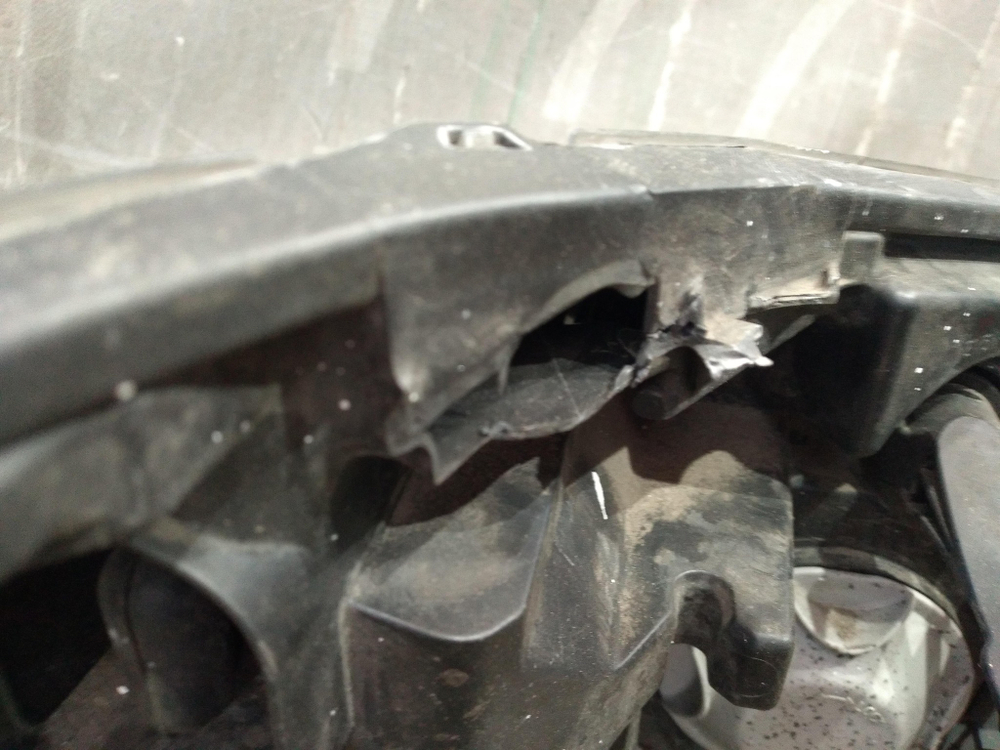 Фара левая LADA Vesta 15-22 Б/У Оригинал 8450006953