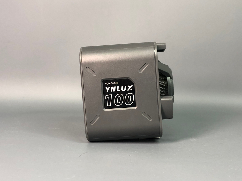 YongNuo YNLUX100 RGB