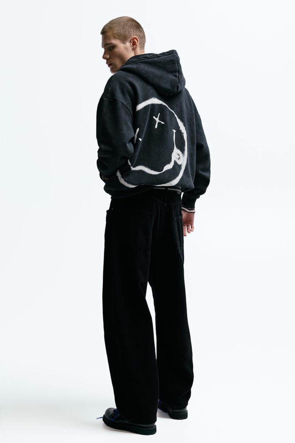 PULL&BEAR Толстовка с капюшоном на молнии с логотипом Nirvana, серый