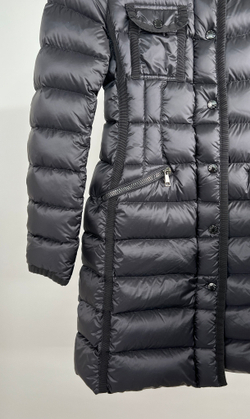 Пуховик Moncler