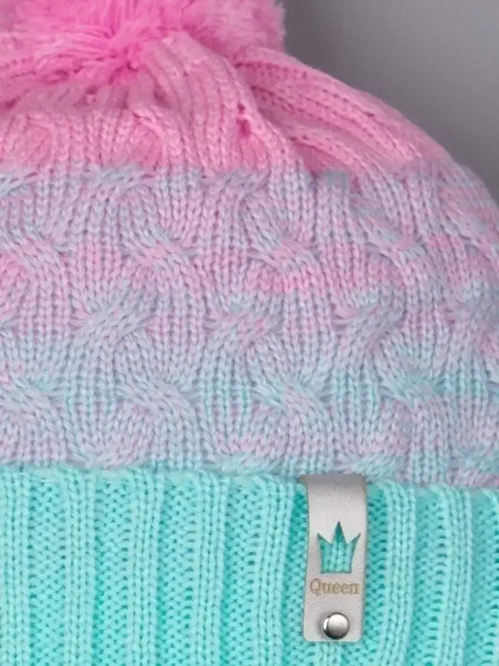 Шапка для девочки осенняя вязаная и снуд