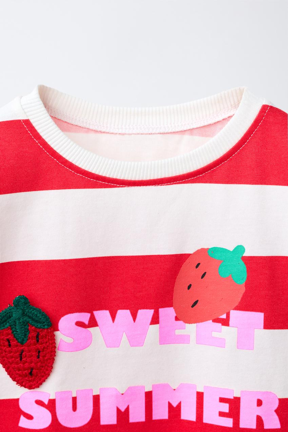 ZARA ФУТБОЛКА В ПОЛОСКУ С ФРУКТОВЫМИ НАШИВКАМИ, КРАСНЫЙ