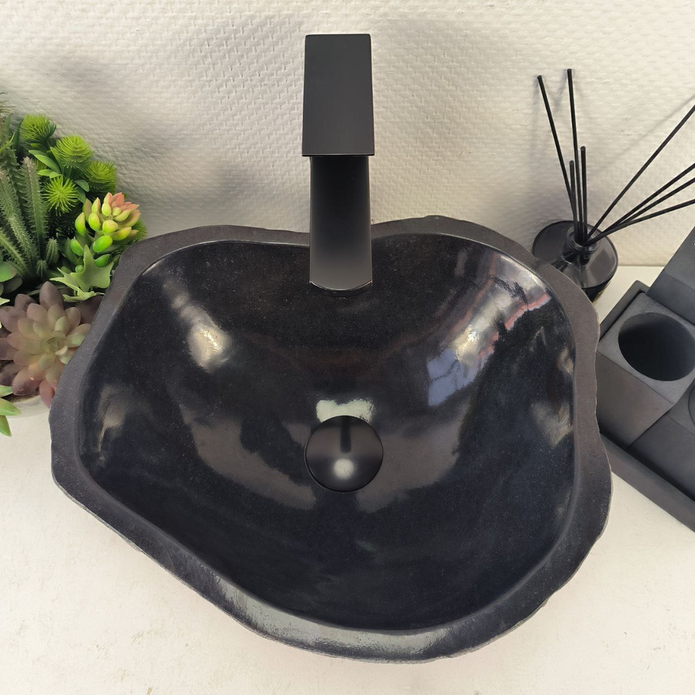 Раковина из речного камня RS-64986 38*33*15 0855