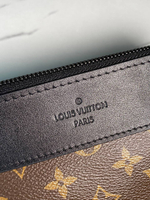 Клатч Louis Vuitton, арт. 475885356