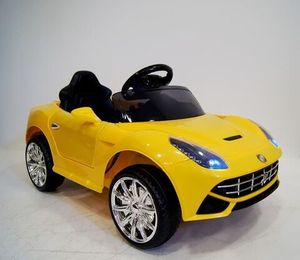 Детский электромобиль River Toys Ferrari O222OO желтый