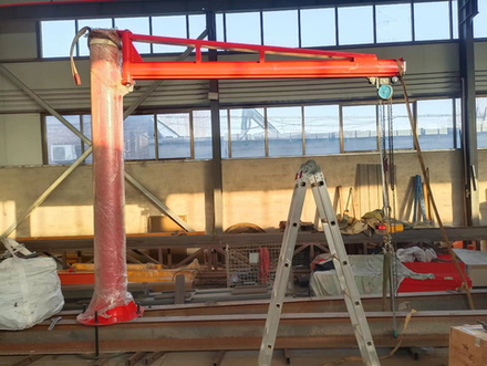 Кран консольный поворотный ручной TOR PSJ43050 500 кг, высота 4 м, стрела 3 м