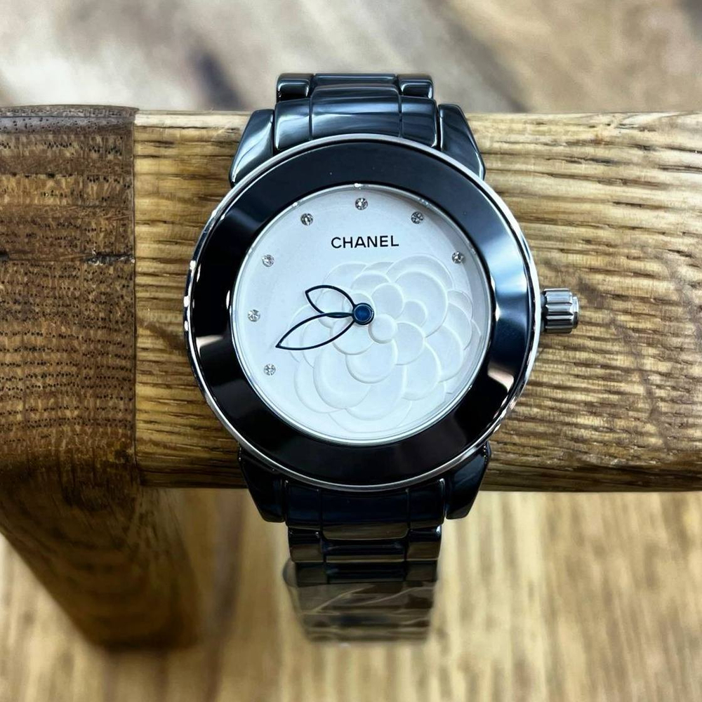 Часы CHANEL