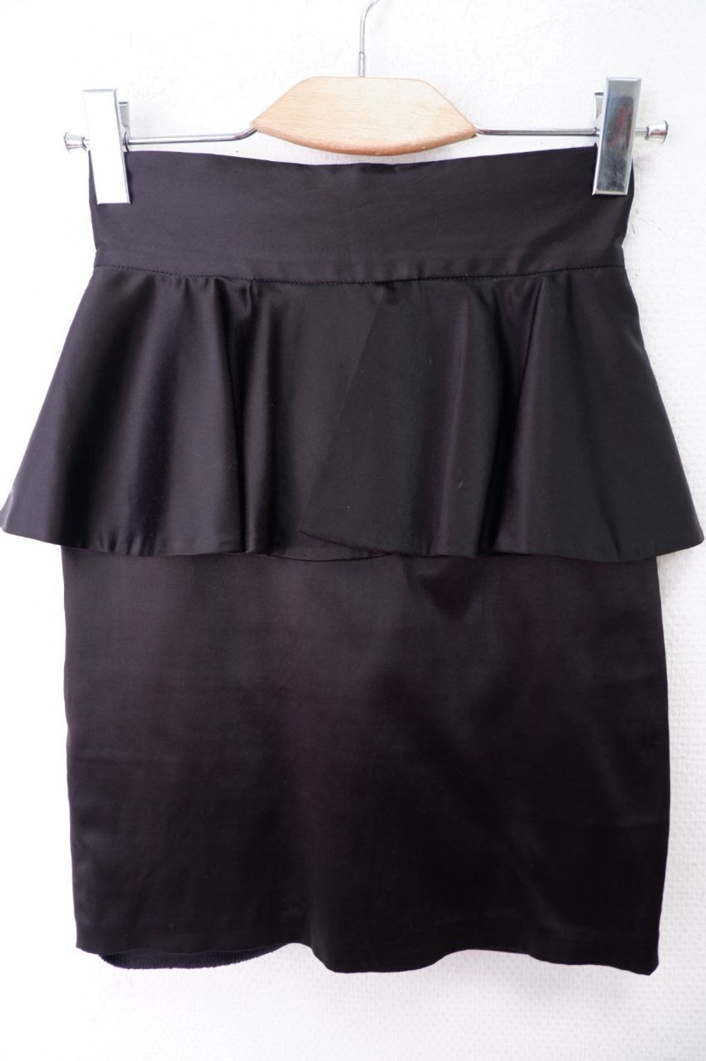 Юбка Dolls & Dollars c баской 44 размер