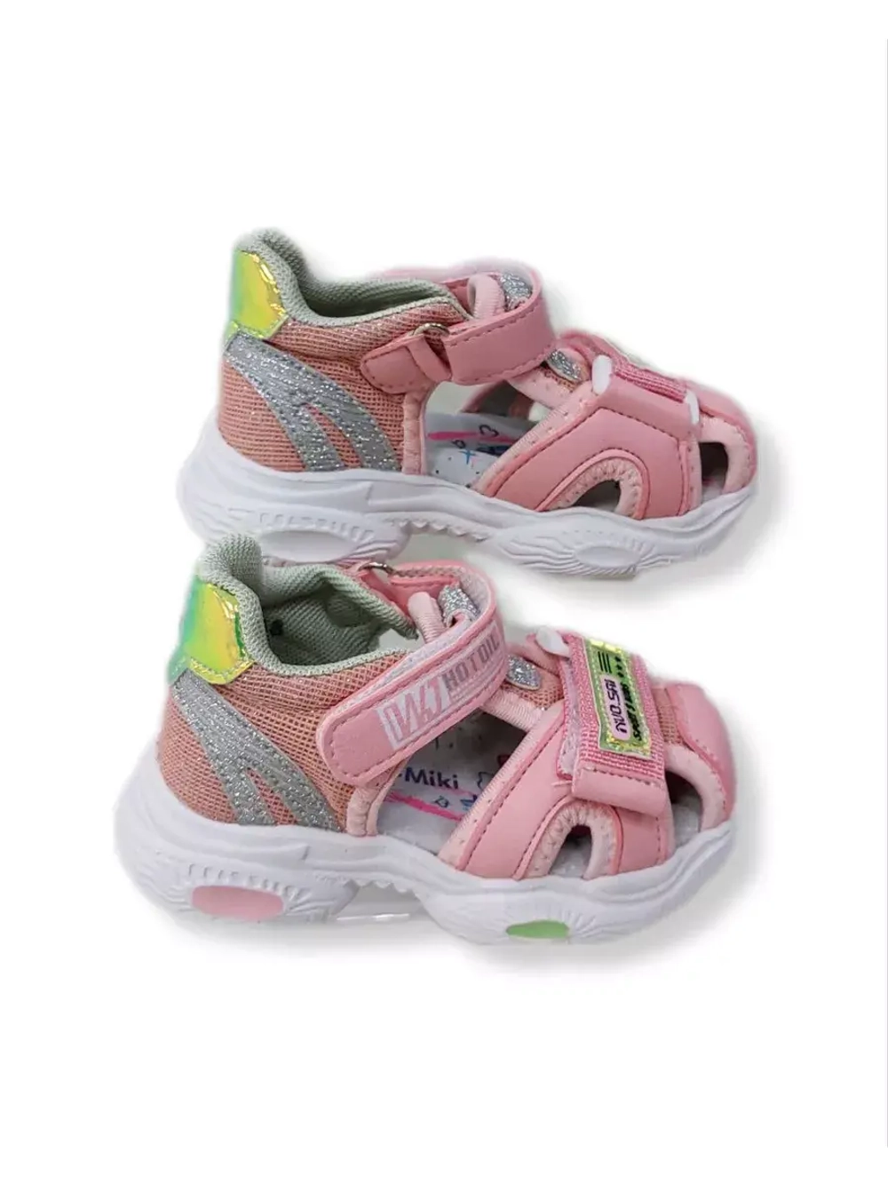 Сандалии для малышки спортивные лето.