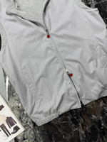 Жилетка Kiton
