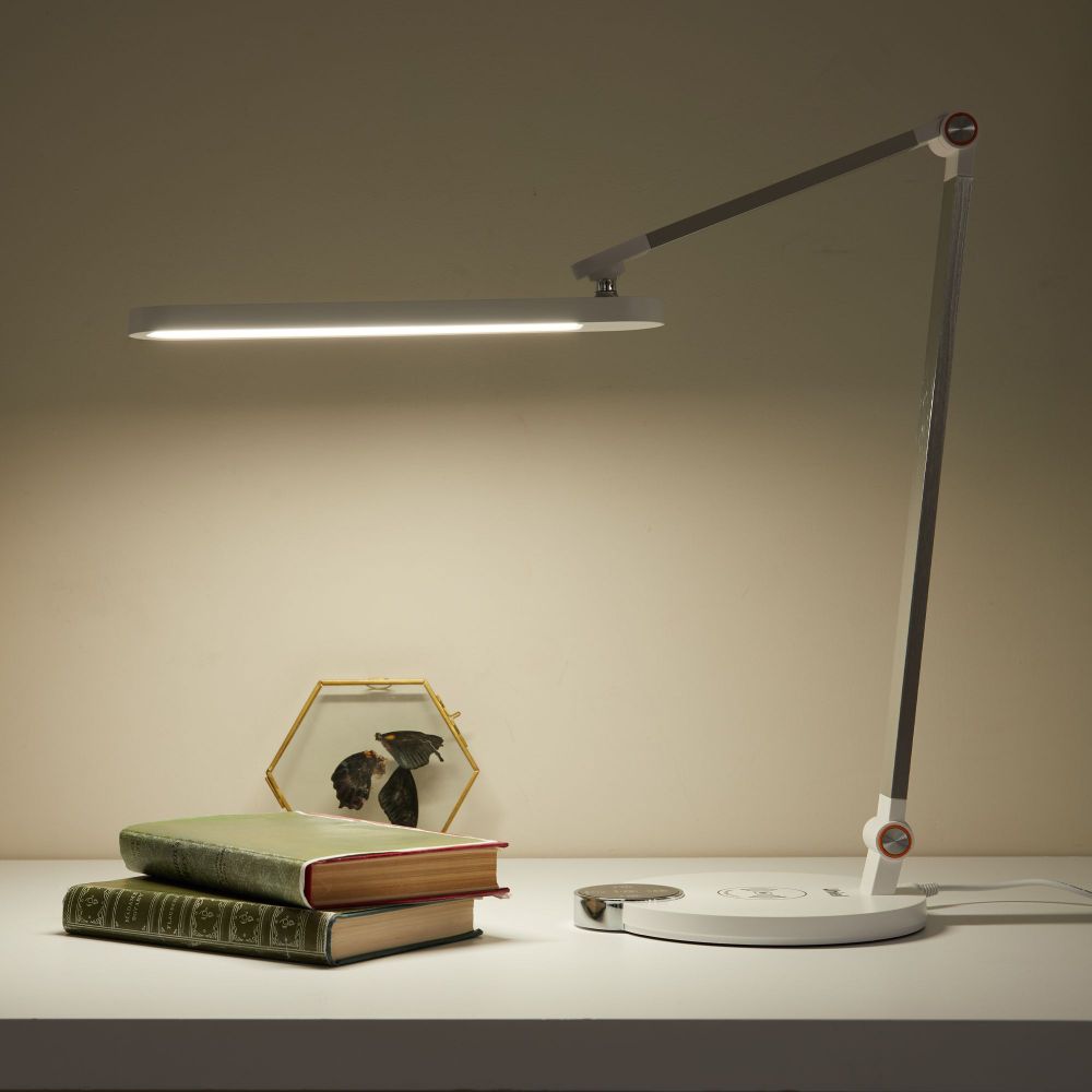 ULM-D113 18W-3000-6000K-DIM WHITE Светильник настольный светодиодный с беспроводной зарядкой телефонов. Сенсорный выключатель. Диммер. Белый. TM Uniel