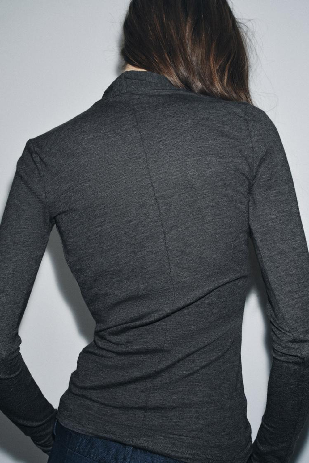 ZARA ФУТБОЛКА С ДРАПИРОВКОЙ СПЕРЕДИ, МАРЕНГО МЕЛАНЖ