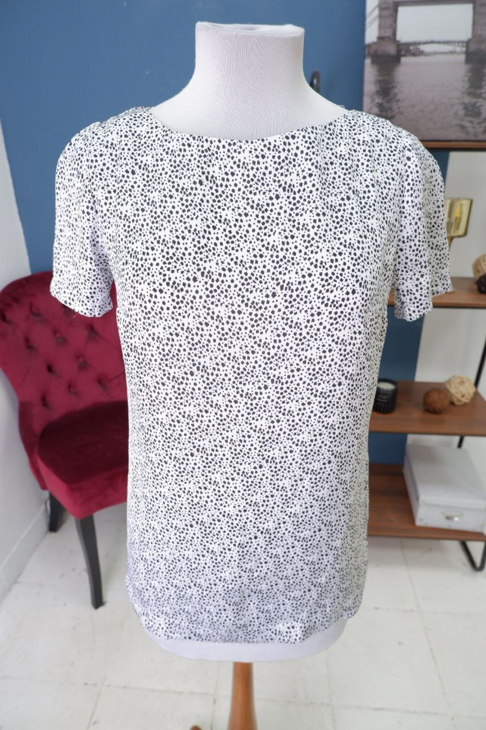 Футболка Incity ляпистая 44 размер