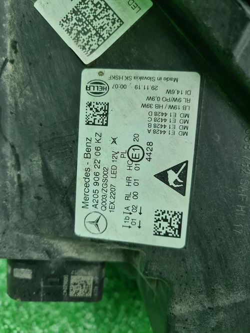 Битая Фара правая Mercedes C w205 (2018-2023) LED