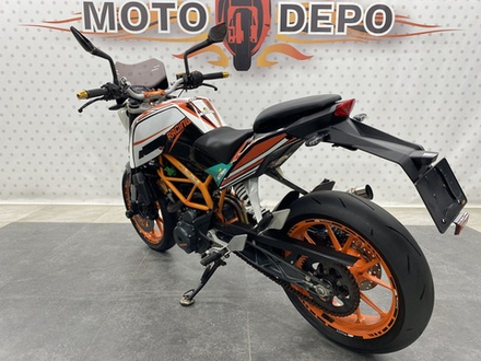 KTM 390 Duke , 2015