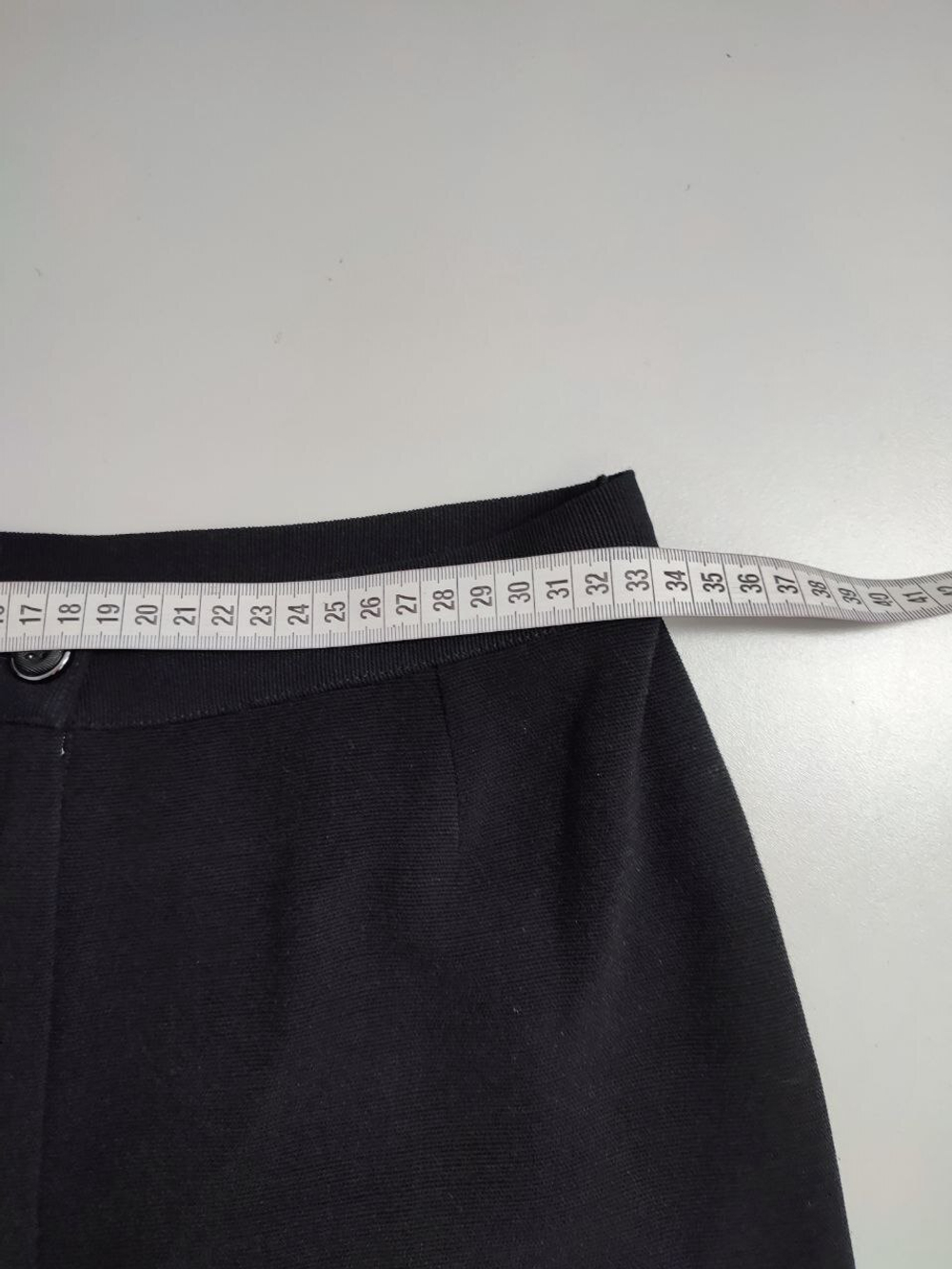 Брюки базовые черные 44 размер